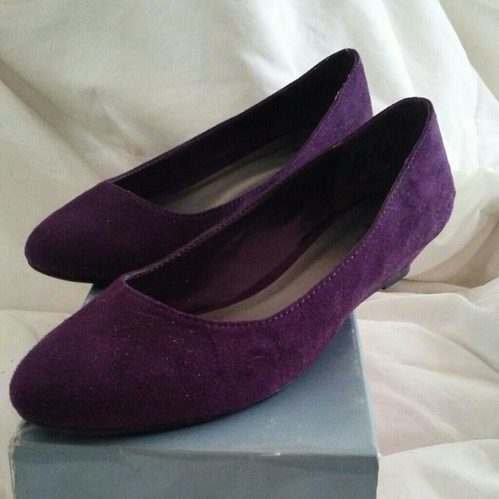 Dark purple suede wedges